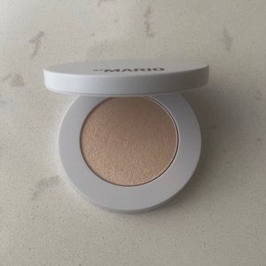 Makeup by Mario Soft Glow Highlighter- Pearl